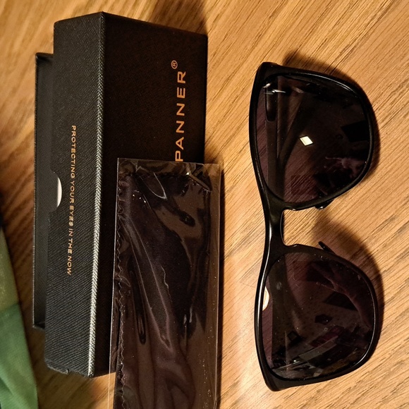 Planner sunglasses - Picture 1 of 8